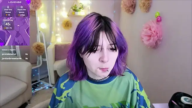 Ashley_Veil Adlı Modelin Canlı XXX Sohbeti