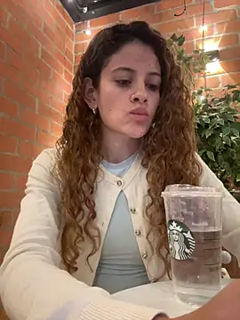 alana15's Live XXX Chat