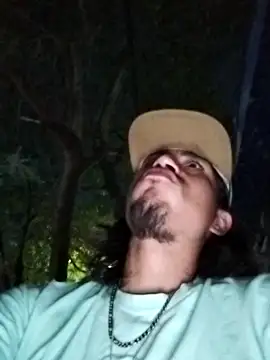 AlexAlejandro13's Webcam Show