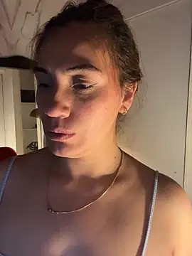 دردشة emmily_d الجنسية المباشرة