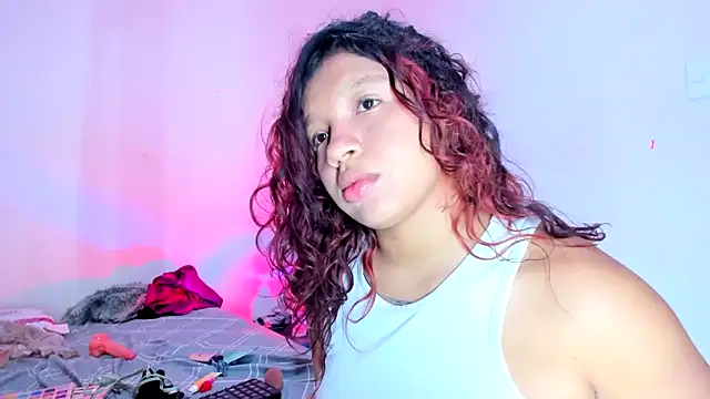 Emily_Coper18 Chat XXX live