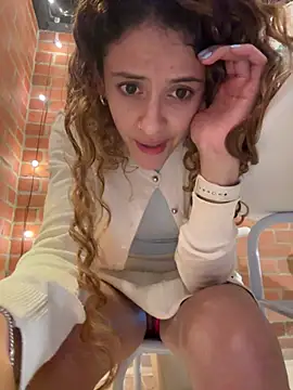 alana15n Live XXX chat