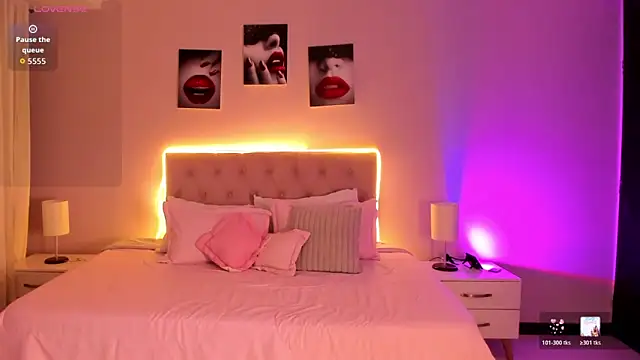 Emily_Warren_'s Live XXX Chat