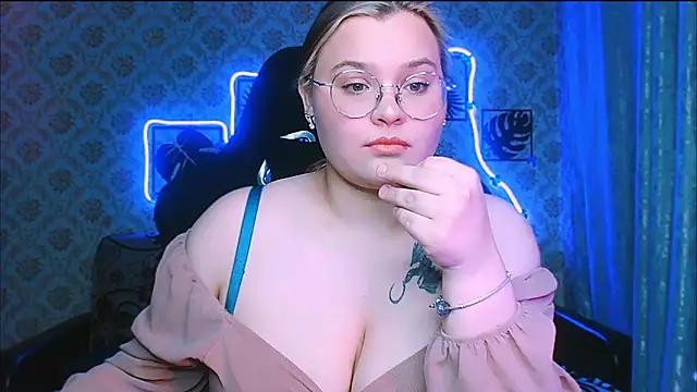 InLoveWithLife26 Chat XXX in diretta