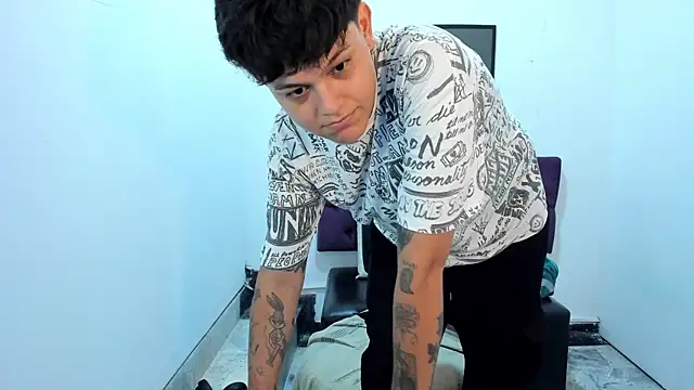 TomBoy_Natali's Live XXX Chat