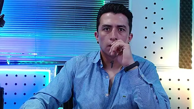 Godofcumxxx 现场XXX聊天