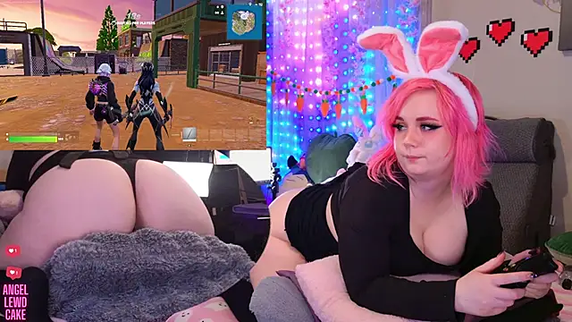 Angel-Lewd-CakeのライブXXXチャット