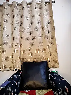 Show webcam de sassy__zaraa