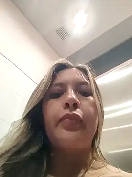 alana_69 webkamerás műsora