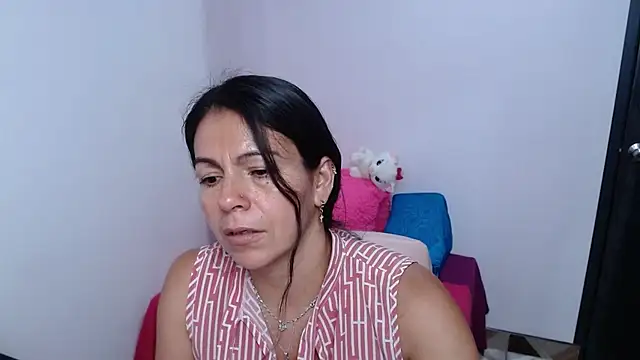 camilavargas_のライブXXXチャット