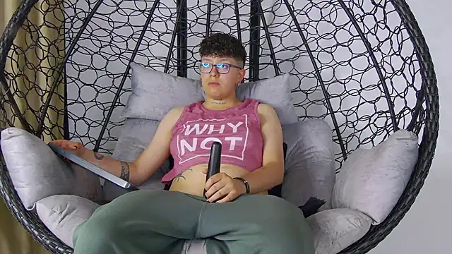 XXX chat uživo modela alex_noa