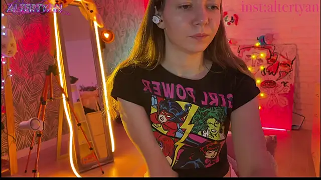 XXX chat uživo modela altertyan