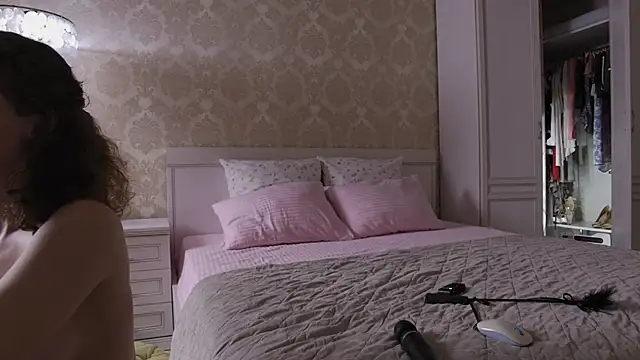 CarinaCurly Live XXX-chat