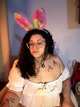 Czat XXX na żywo – VanesssaMilf_