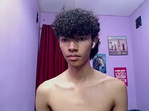 แชท XXX สดของ bigcock_twinks