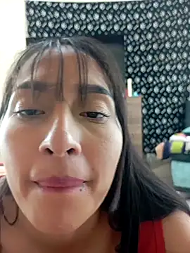 Wild-lovers18's Live XXX Chat