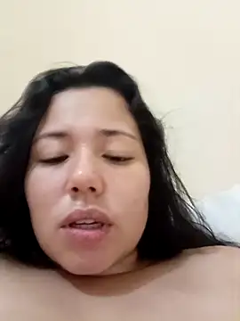 LaDiabla_31's Live XXX Chat