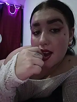 Freckless_ Adlı Modelin Canlı XXX Sohbeti