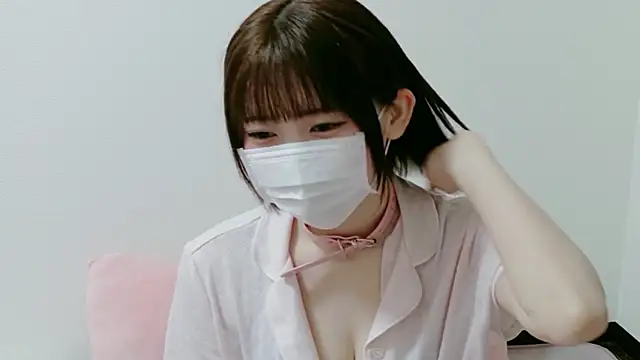 mikochan_Zzz Adlı Modelin Canlı XXX Sohbeti