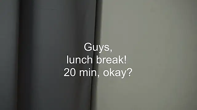 DellaLeck's Webcam Show