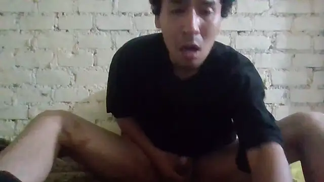 LecheDeSoya666 Show Webcam