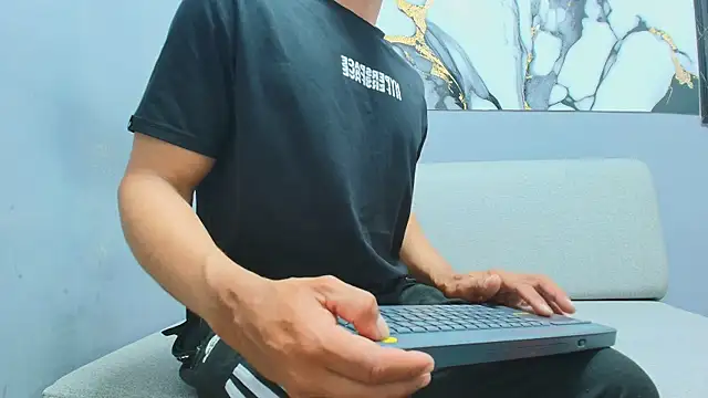 JASON_TOMAS2 Live XXX Chat