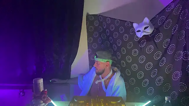 Guyst049 Webcam-Show