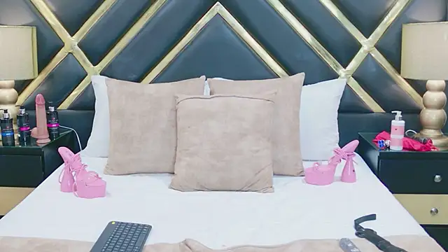 AntonellaEscudero 网络视讯表演