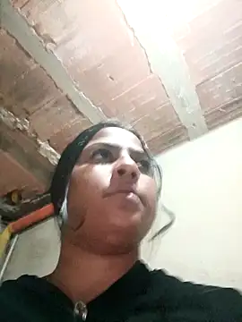 Giselabrunette25 élő XXX-chatje