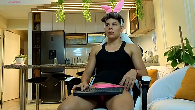 Almiboys 라이브 XXX 채팅