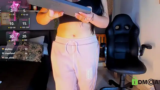 Chat +18 de eliza_pink24 ao vivo