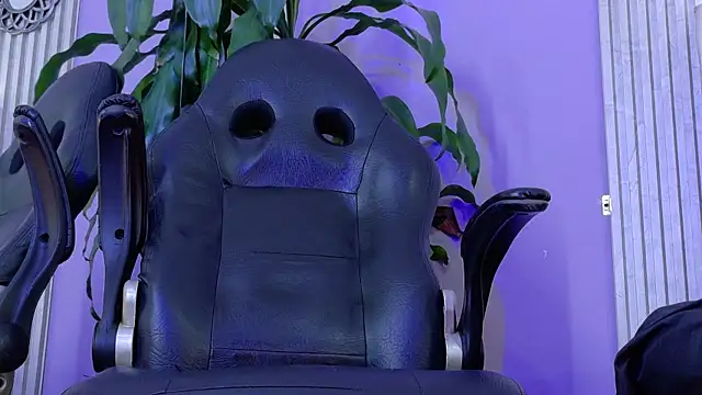 Webkamerová show aliisonn_cooper