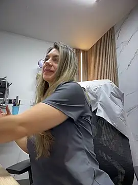 Вебкам-шоу alicee16