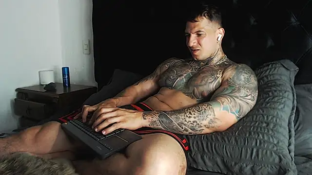 Shane_Clay Live XXX-Chat
