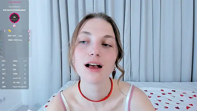 XXX chat uživo modela ErinnPieloch