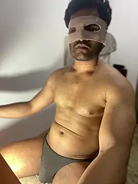 MilanBlaze Live XXX-Chat