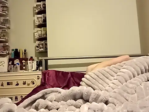 Sofialovee69 Adlı Modelin Web Kamerası Şovu