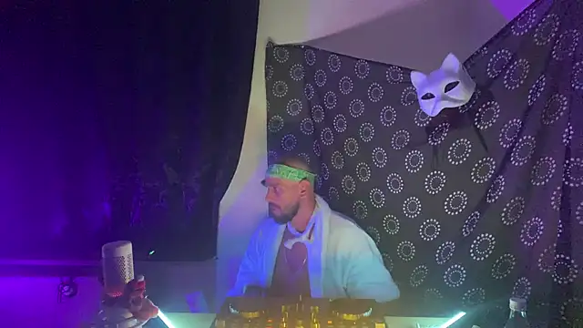 Guyst049 现场XXX聊天