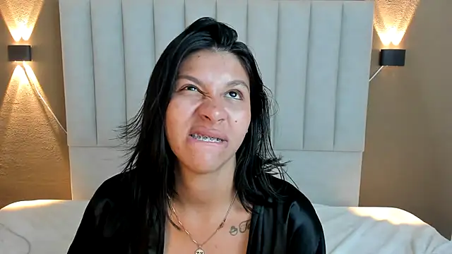 Chat XXX ao vivo de goddess_saori_