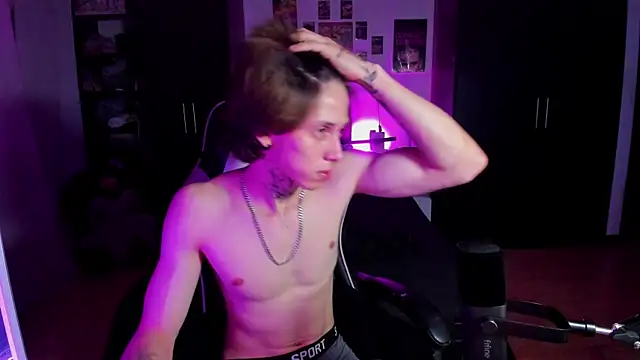 Chatroom XXX en direct de xIce_Boy