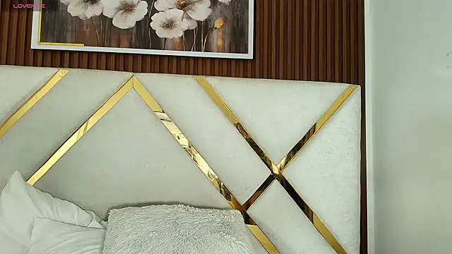 Camila_Martinez1_ Live XXX-Chat