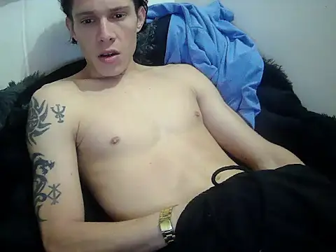 crixus11111 – Naživo XXX chat