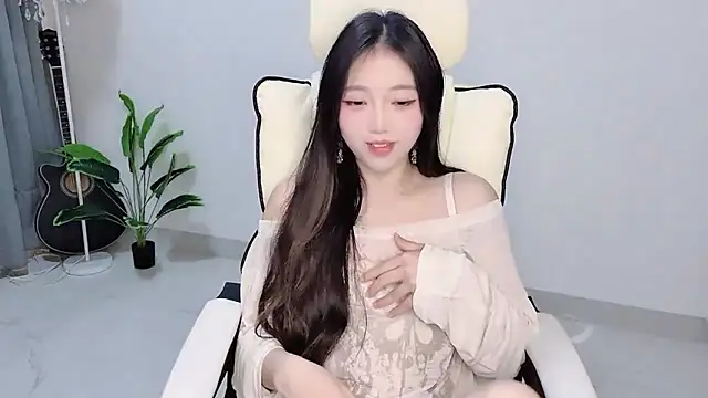 Yukiy8877のライブXXXチャット