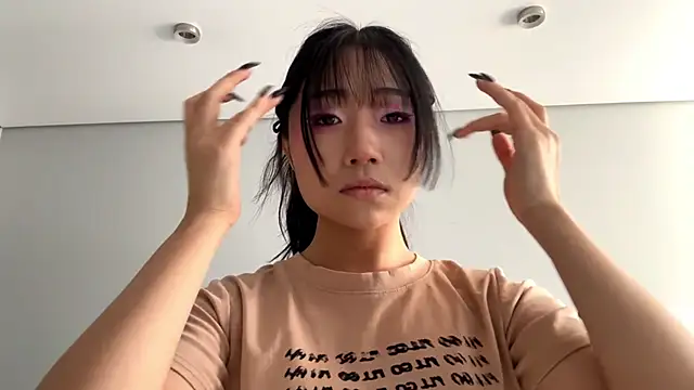 SweetMiaXOのライブXXXチャット