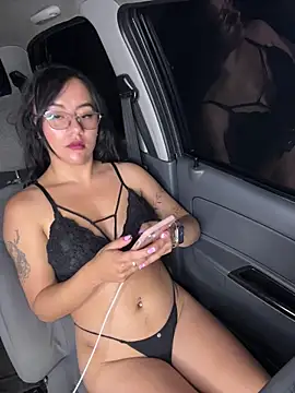 Онлайн чат XXX Candy_fireee