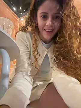 alana15 라이브 XXX 채팅