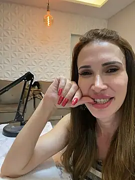 Irresistible24 Chat XXX live