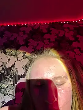 Chatroom XXX en direct de saint_cat25