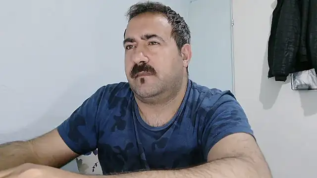 Czat XXX na żywo – mio_jaks