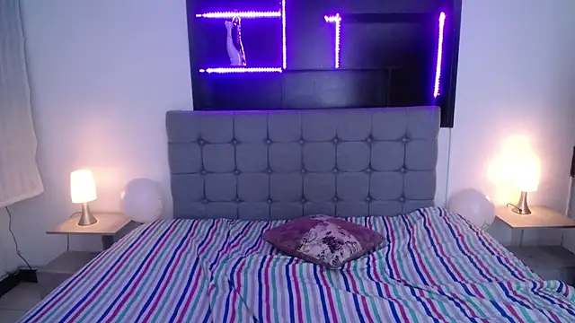 _chloe_1 Adlı Modelin Web Kamerası Şovu